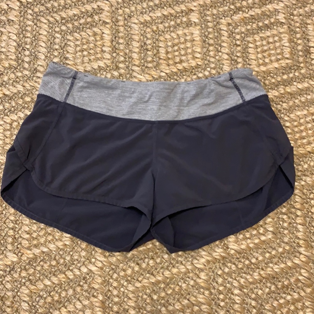 dark grey lululemon speed up shorts